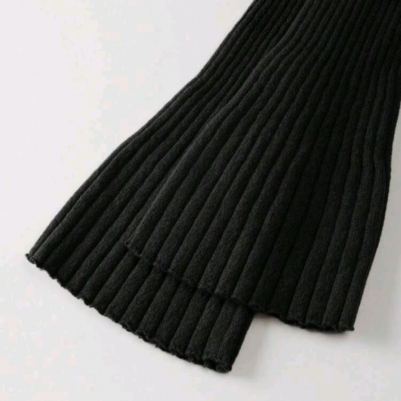 Woman Black Knit Long Sleeve Fashion Dress Sweater Mini Fit & Flare Size M - Picture 3 of 5